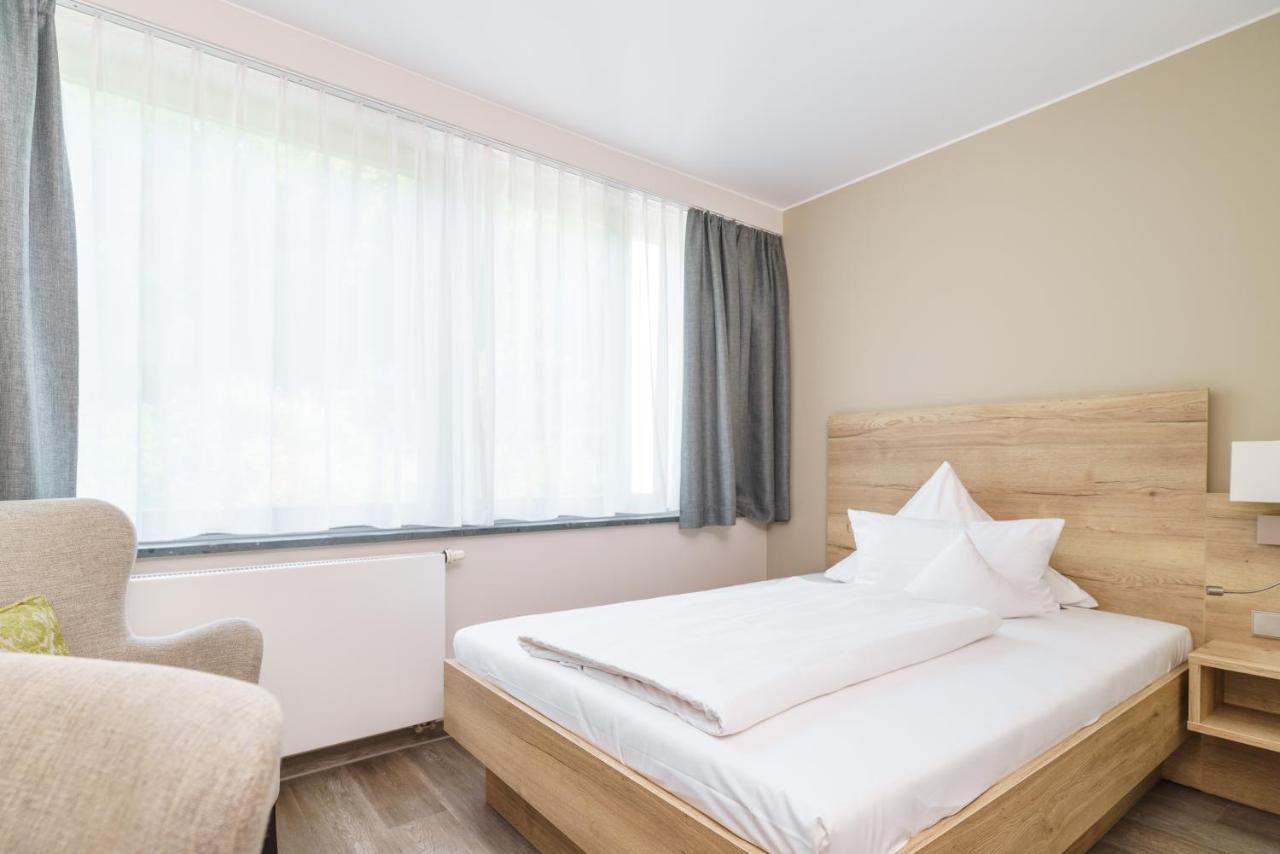 Hotel Forsthaus Gruena Betreiber Gmbh ケムニッツ エクステリア 写真