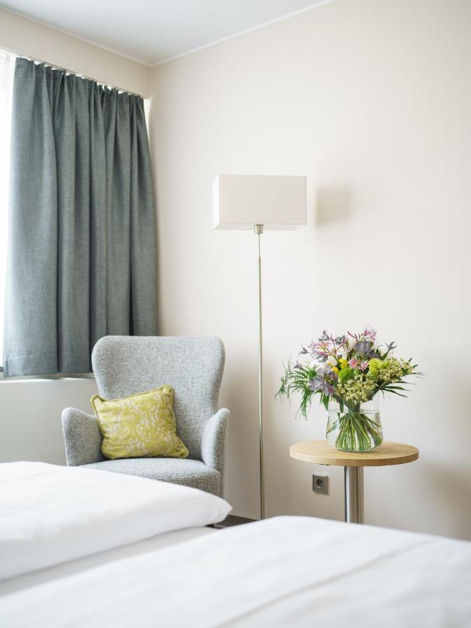 Hotel Forsthaus Gruena Betreiber Gmbh ケムニッツ エクステリア 写真