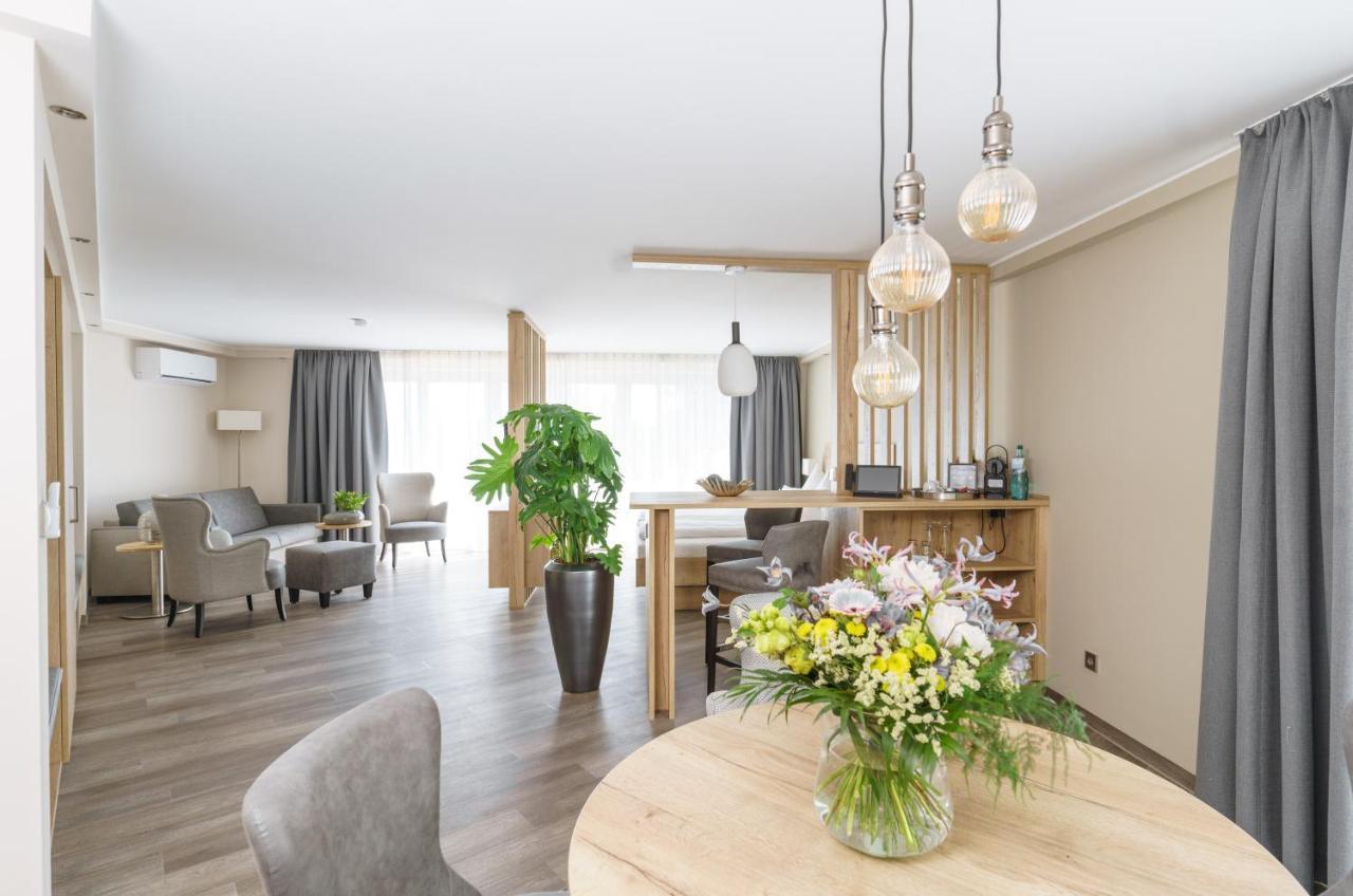 Hotel Forsthaus Gruena Betreiber Gmbh ケムニッツ エクステリア 写真