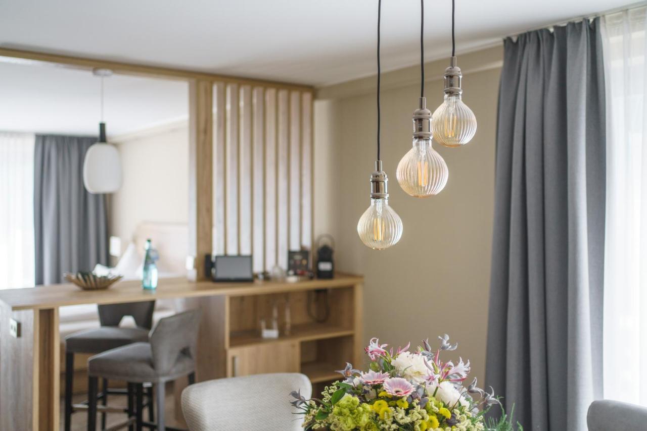 Hotel Forsthaus Gruena Betreiber Gmbh ケムニッツ エクステリア 写真