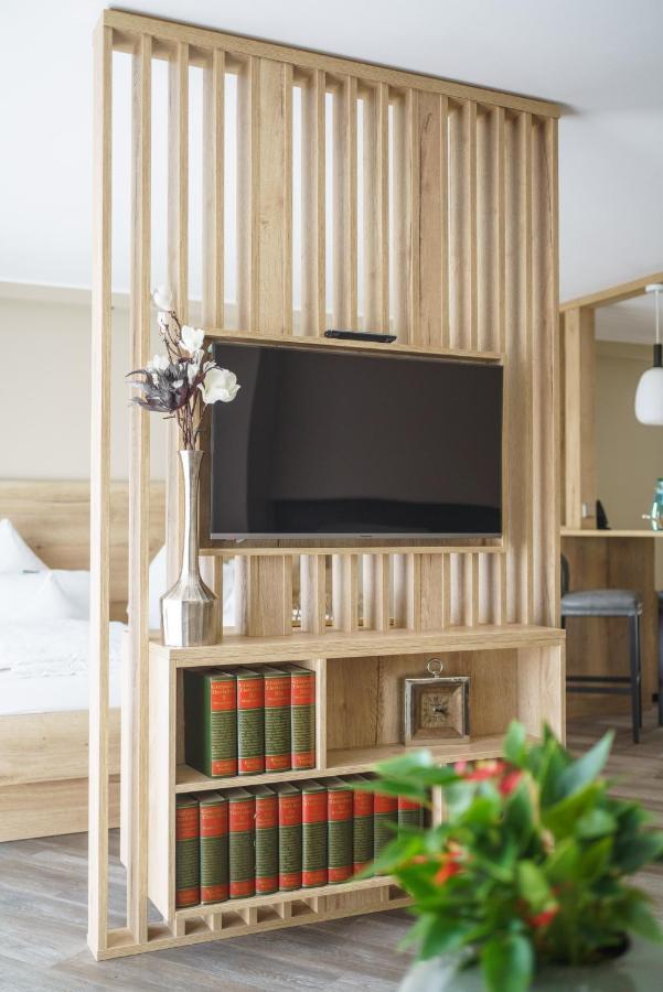Hotel Forsthaus Gruena Betreiber Gmbh ケムニッツ エクステリア 写真
