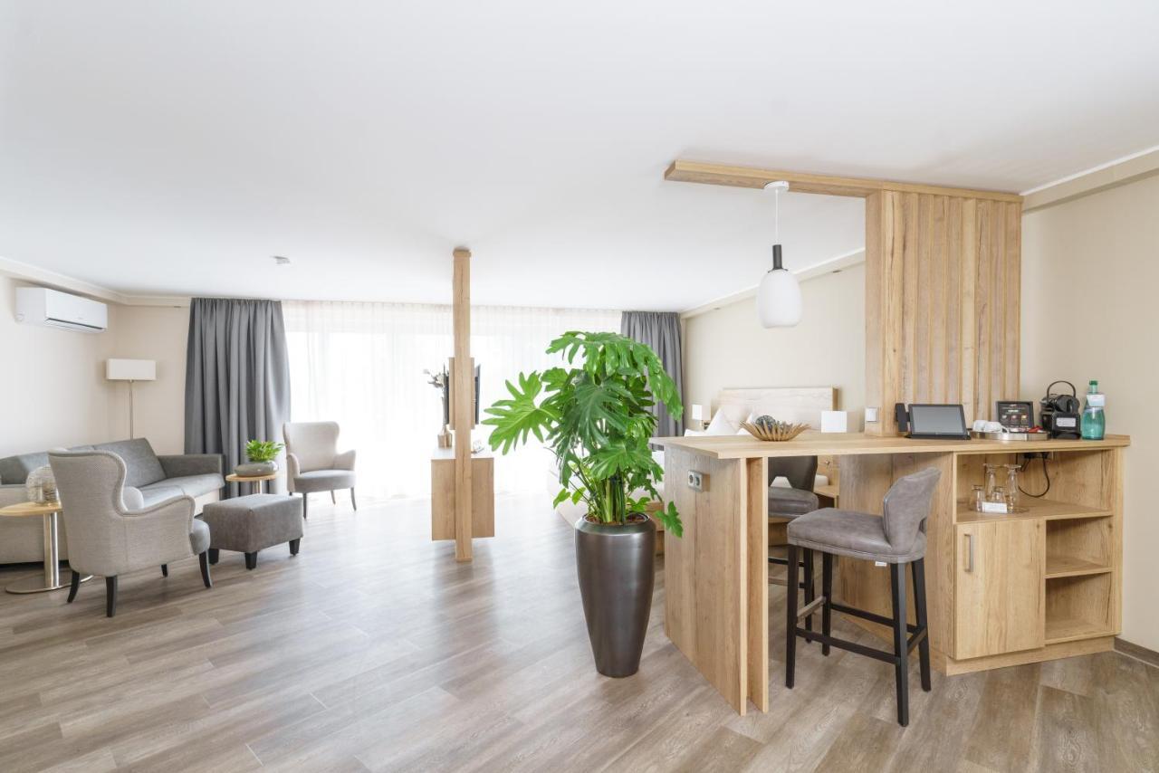Hotel Forsthaus Gruena Betreiber Gmbh ケムニッツ エクステリア 写真