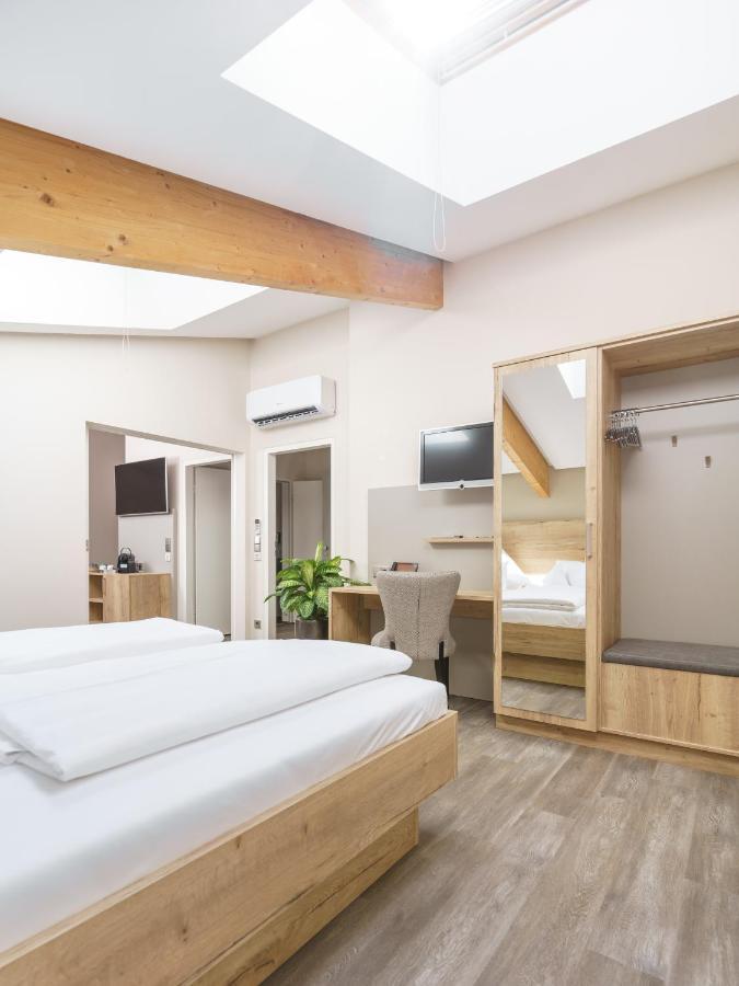 Hotel Forsthaus Gruena Betreiber Gmbh ケムニッツ エクステリア 写真