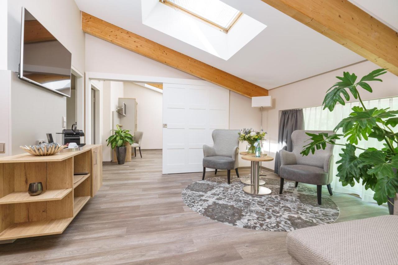 Hotel Forsthaus Gruena Betreiber Gmbh ケムニッツ エクステリア 写真